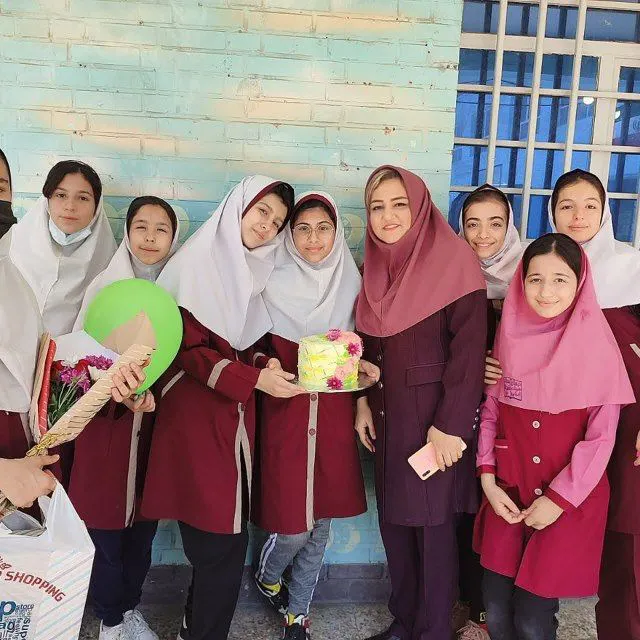 مهسا حسینی